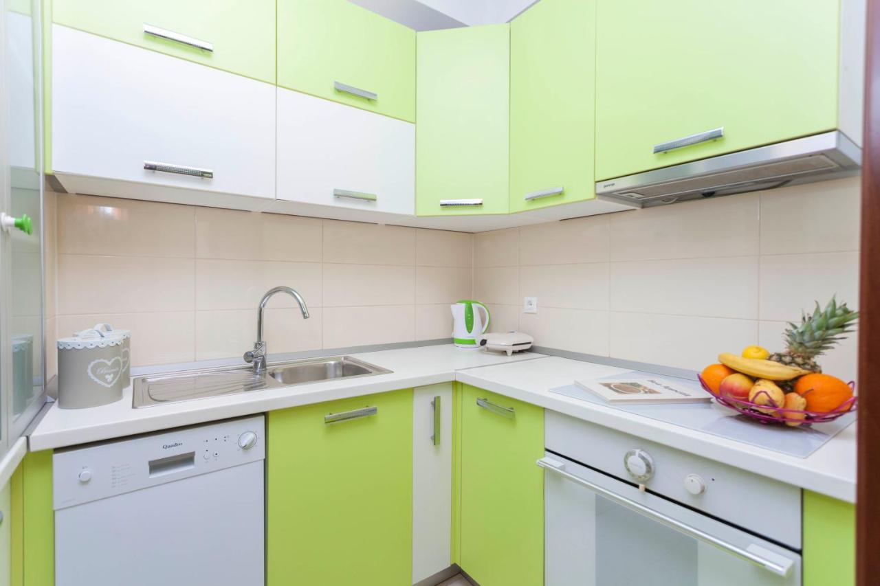 Apartment Ivona Makarska Bagian luar foto
